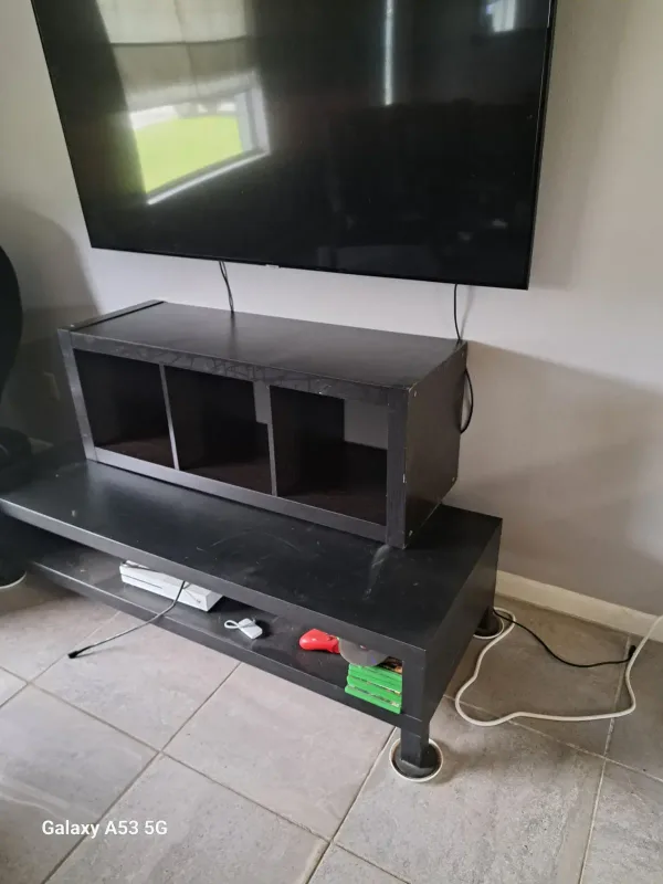 Floating TV shelf — before